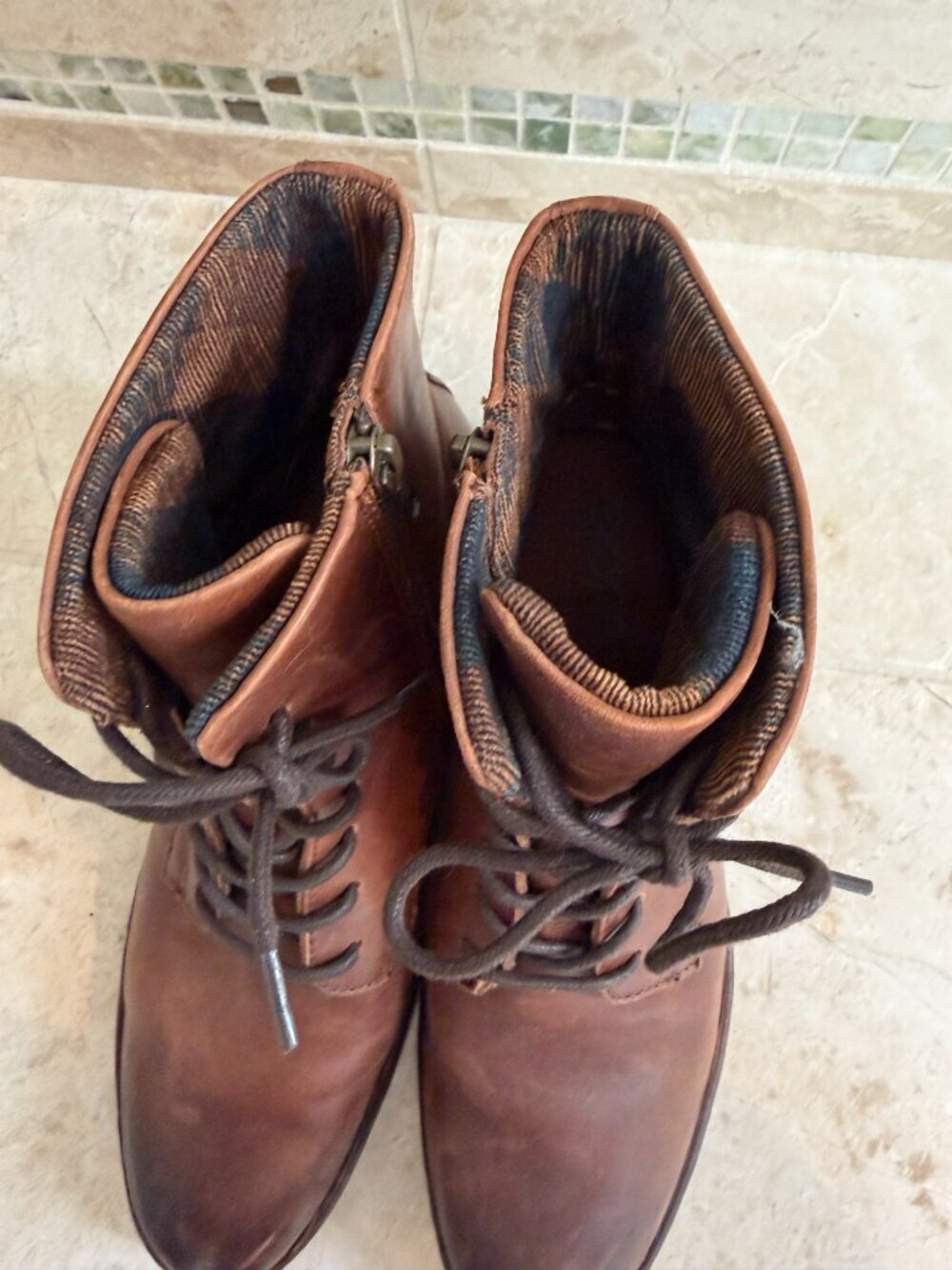 BORN Betsy Lace Up Combat Boots Distressed Brown Size 8.5 - Picture 8 of 13